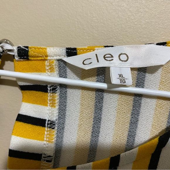 BNWOT Blouse - Picture 2 of 2